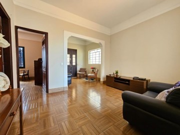 Casa Residencial ou Comercial para Alugar no Centro